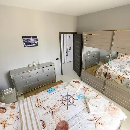 The Captain's - Mamaia Nord Apartment