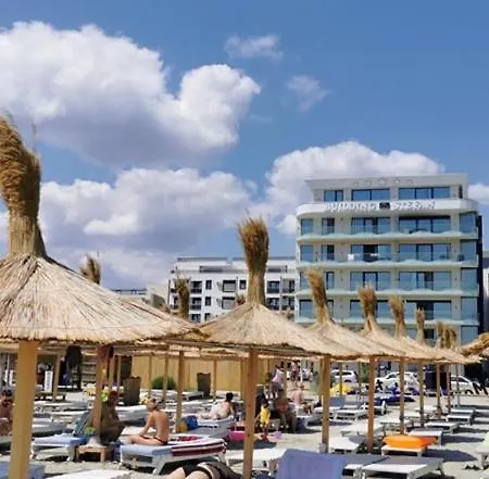 The Captain's - Mamaia Nord דירה Năvodari